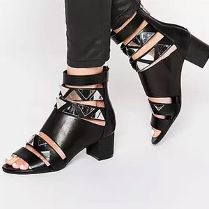 Eeight Tabitha Strappy Heeled Sandals | Size 36